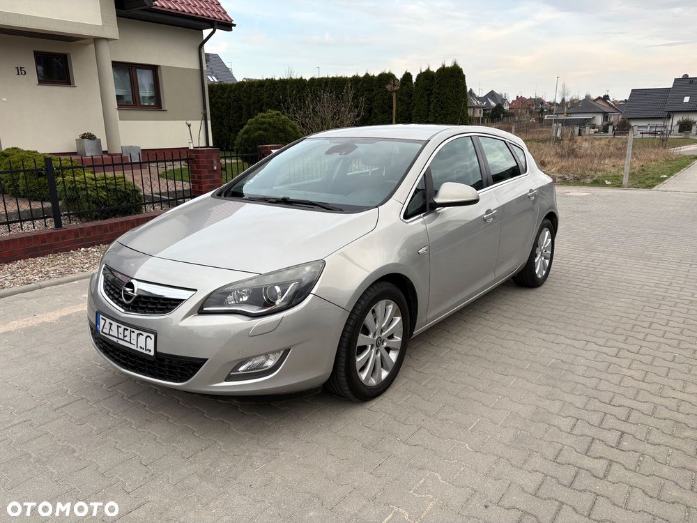 Opel Astra 1.7 CDTI Cosmo - 3