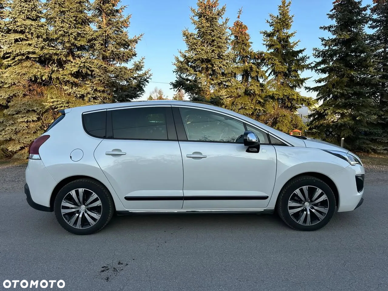 Peugeot 3008 2.0 HDi HYbrid4 - 3