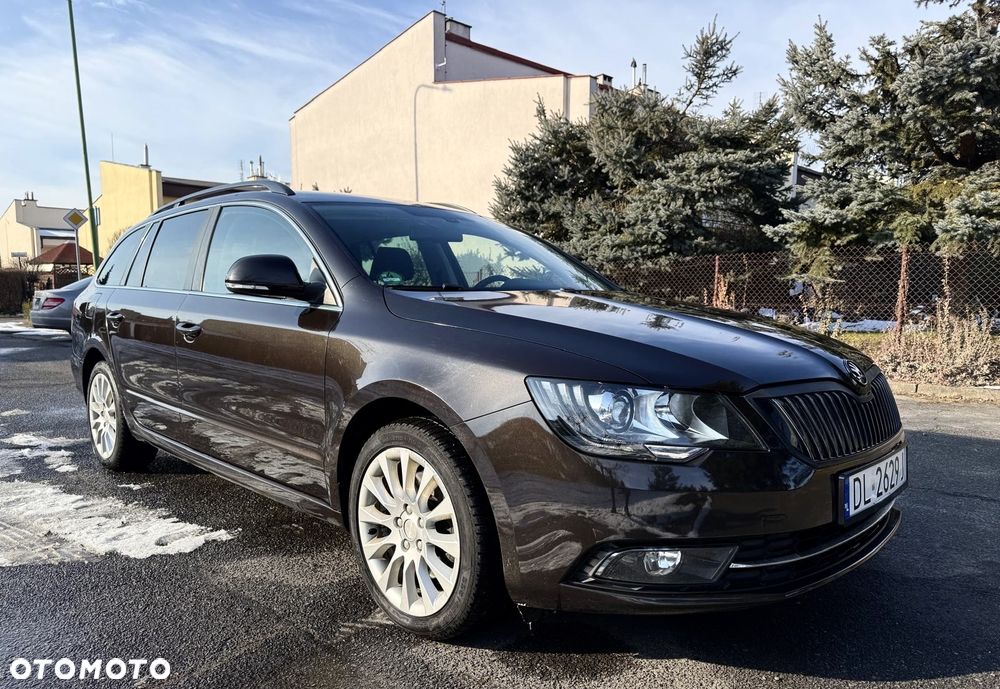 Skoda Superb 2.0 TDI Business DSG - 9