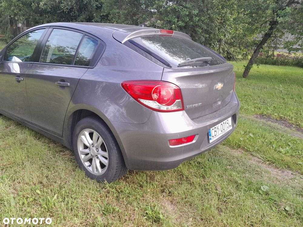 Chevrolet Cruze - 5
