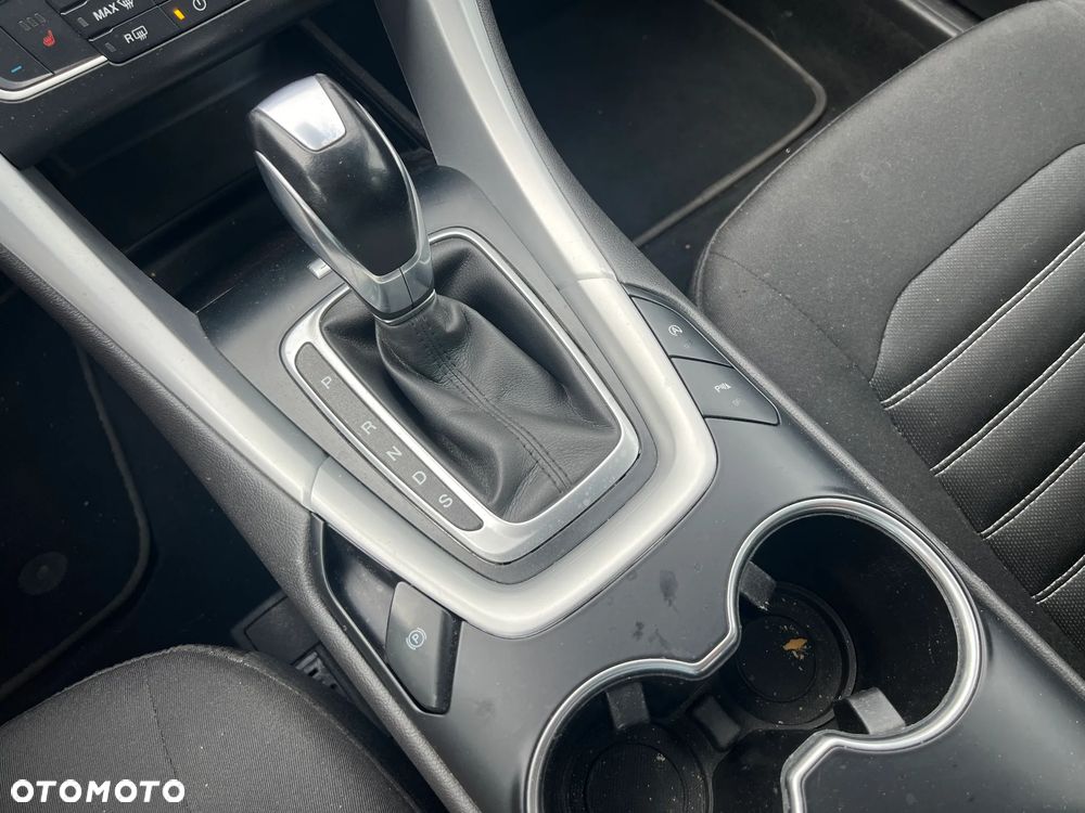 Ford Mondeo - 22
