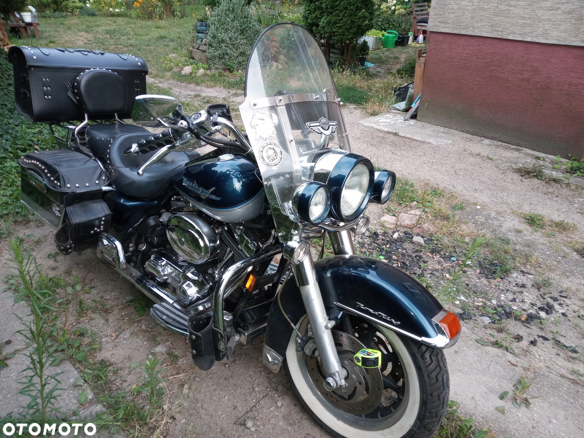 Harley-Davidson Touring Road King - 2