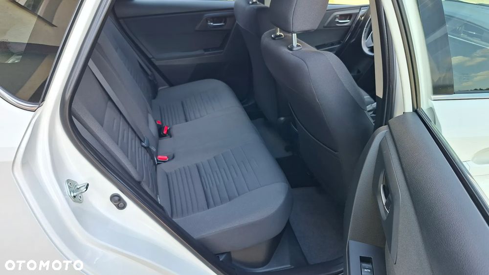 Toyota Auris - 37