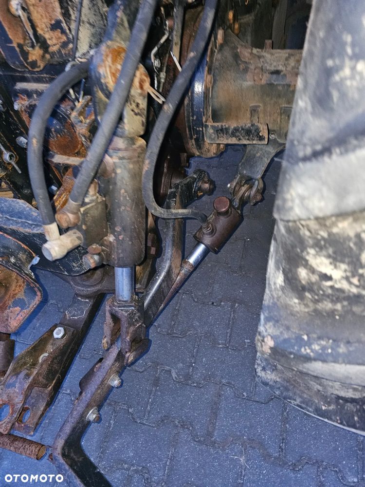 New Holland U2D6 ( w dokumentach) , model handlowy TN 85 FA - 11