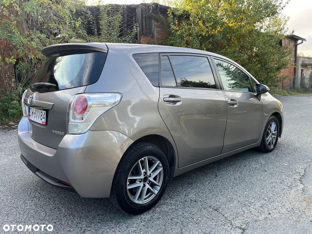 Toyota Verso 1.6 D-4D Prestige 7os - 21