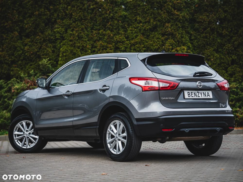 Nissan Qashqai 1.2 DIG-T N-Connecta EU6 - 24