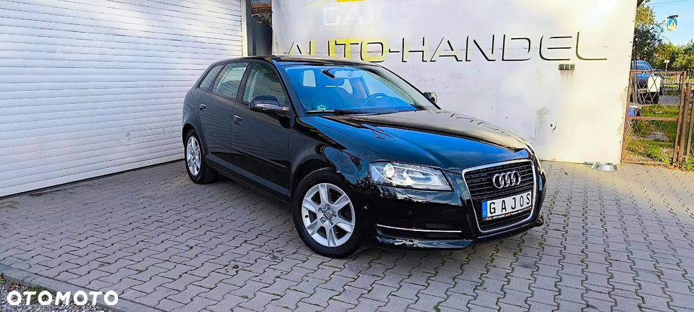 Audi A3 Sportback - 2