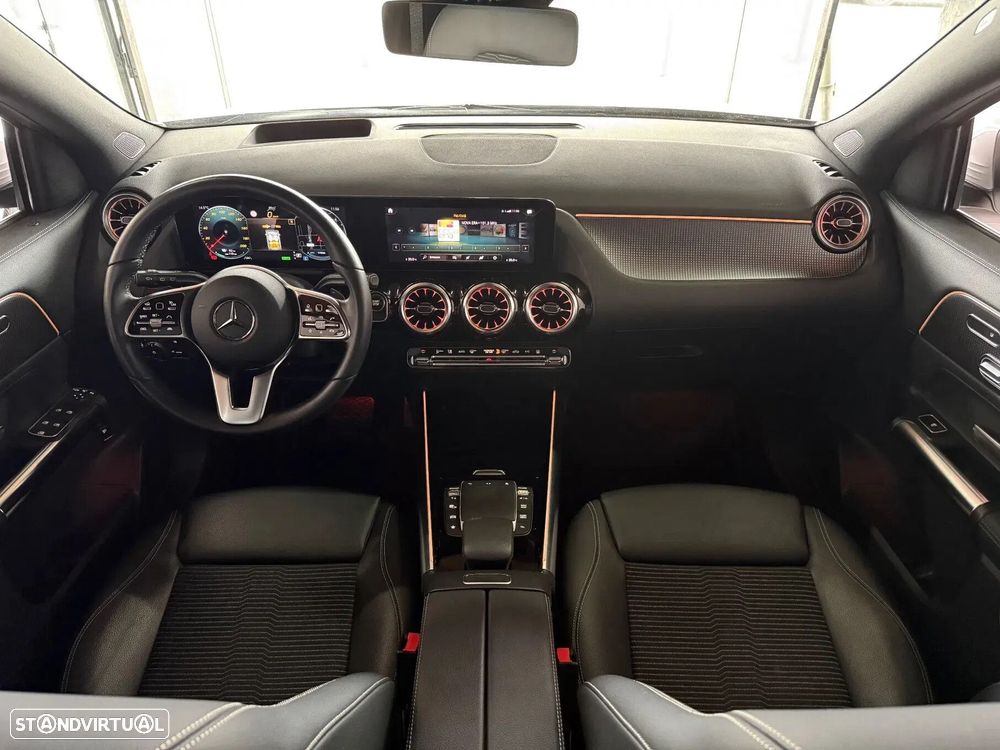 Mercedes-Benz EQA 300 4Matic - 32