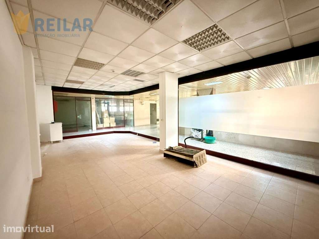 Póvoa de Santa Iria - Loja 31 m2 - Grande imagem: 2/12