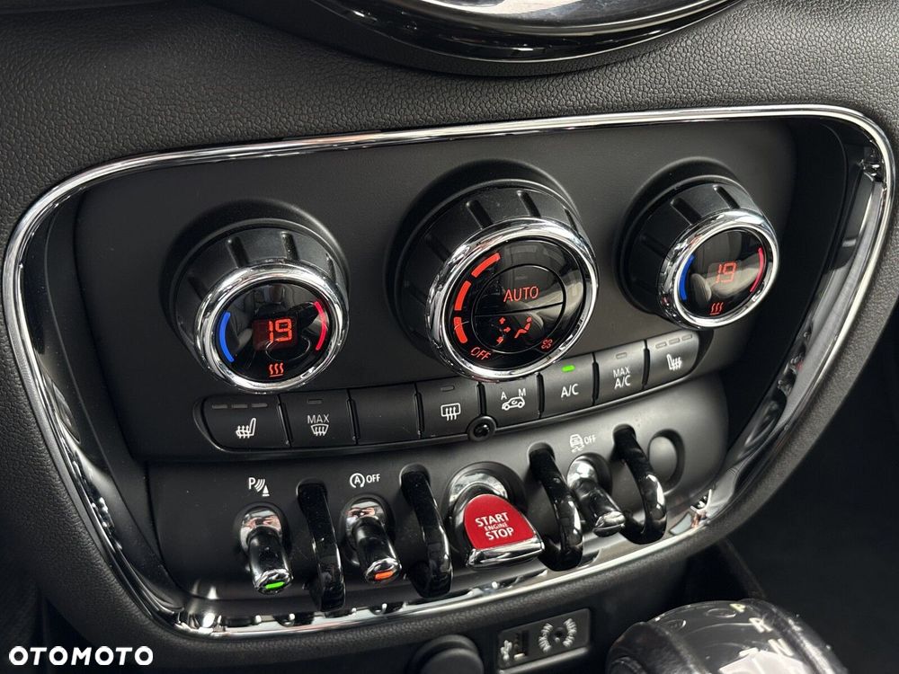 MINI Clubman Cooper D - 22