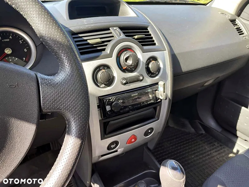 Renault Megane CC 2.0 Luxe Dynamique - 10