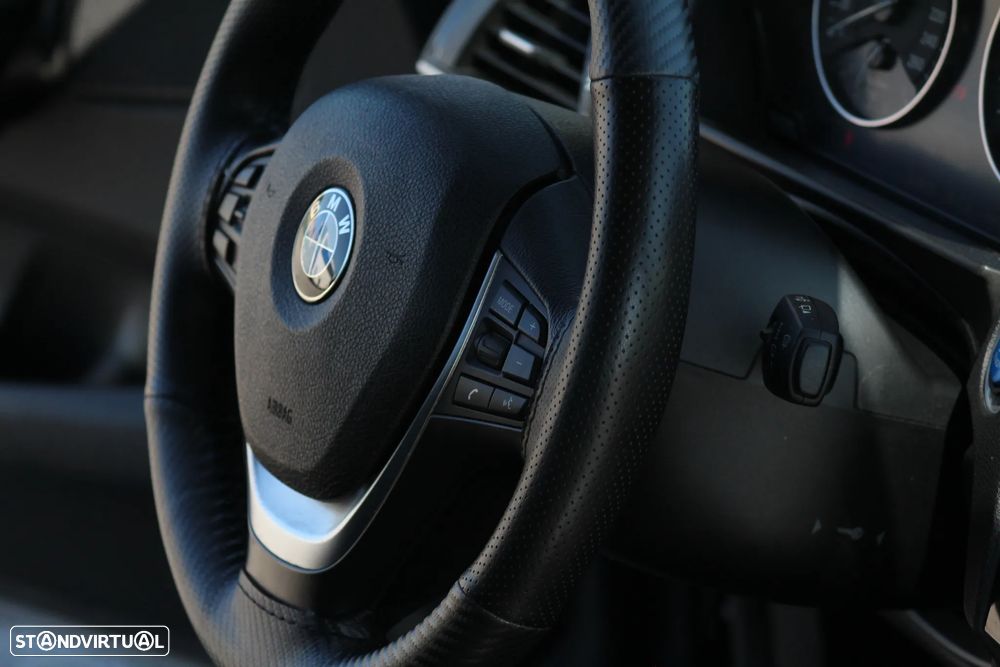 BMW 116 d EDynamics Line Urban - 23
