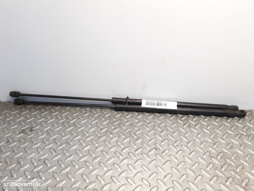 AMORTECEDORESDO CAPÔ MERCEDES-BENZ CLASE E E 270 CDI (211.016) 177CV 2685CC - 1