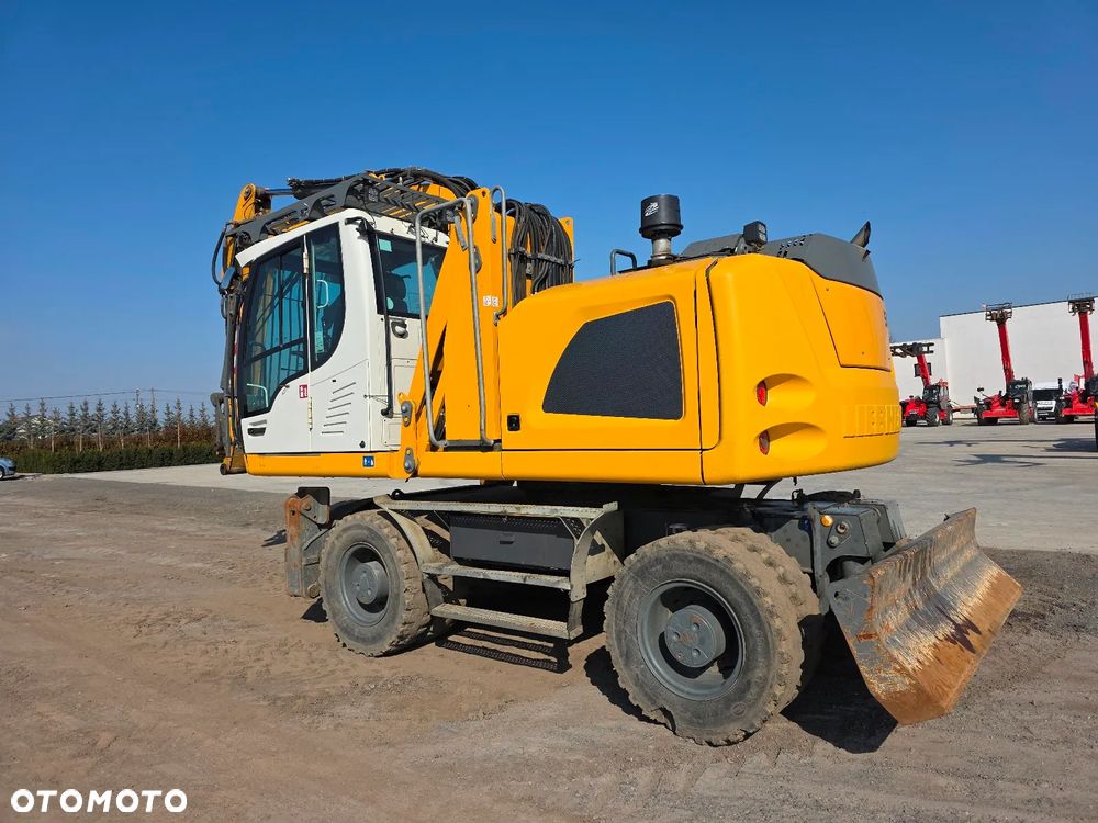 Liebherr A 914 Litronic jak TEREX CAT SENNEBOGEN M497 - 8