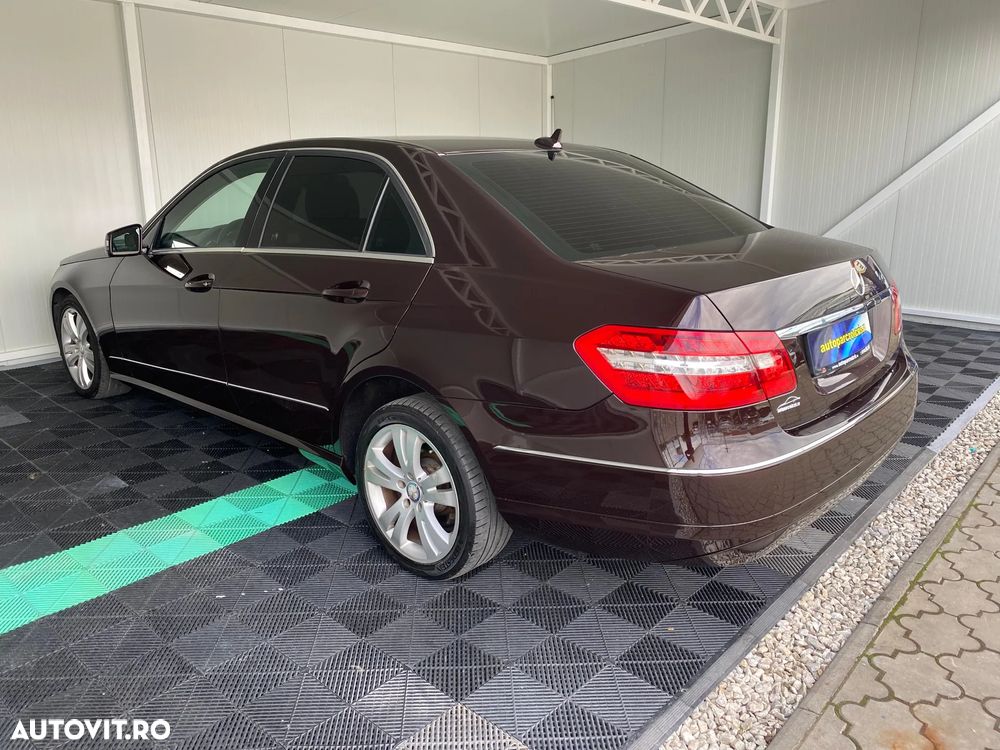 Mercedes-Benz E - 3