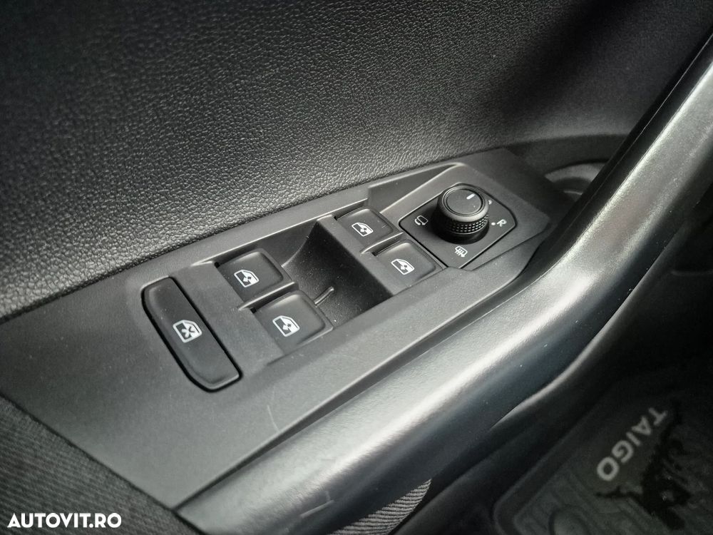 Volkswagen Taigo 1.0 TSI DSG Life - 33