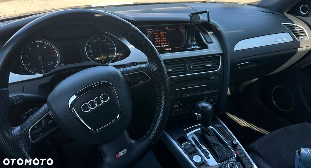 Audi A4 Limousine 2.0 TFSI quattro S tronic S line Sportpaket (plus) - 3