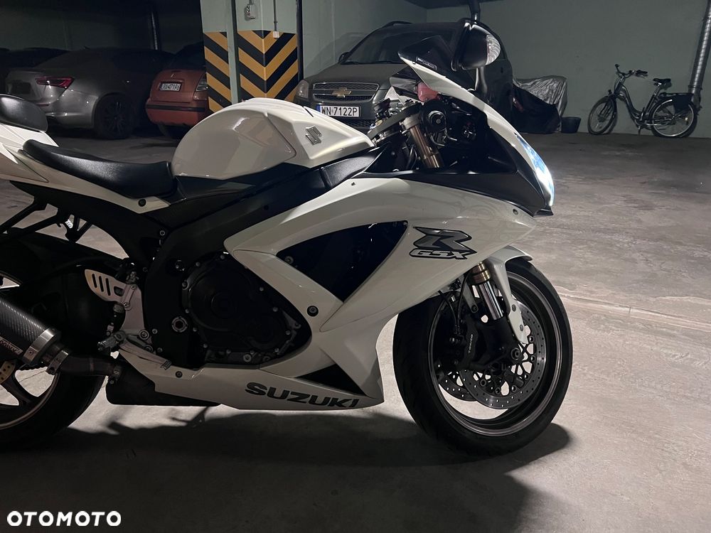 Suzuki GSX-R - 7