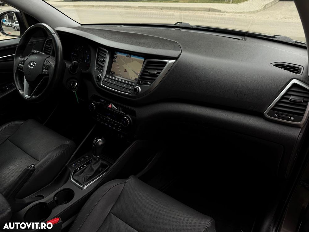 Hyundai Tucson 2.0 CRDI 4WD Automatik Style - 10