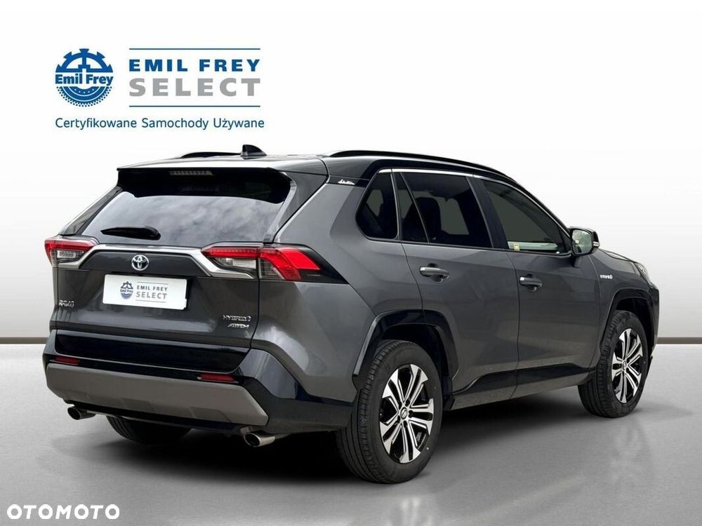 Toyota RAV4 - 6