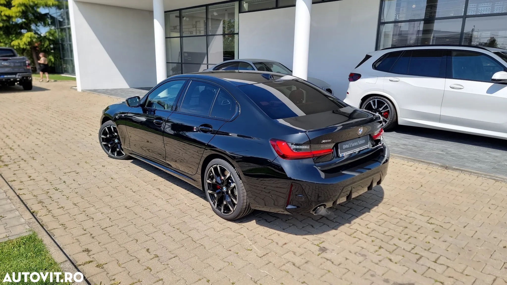 BMW Seria 3 330i xDrive AT - 3