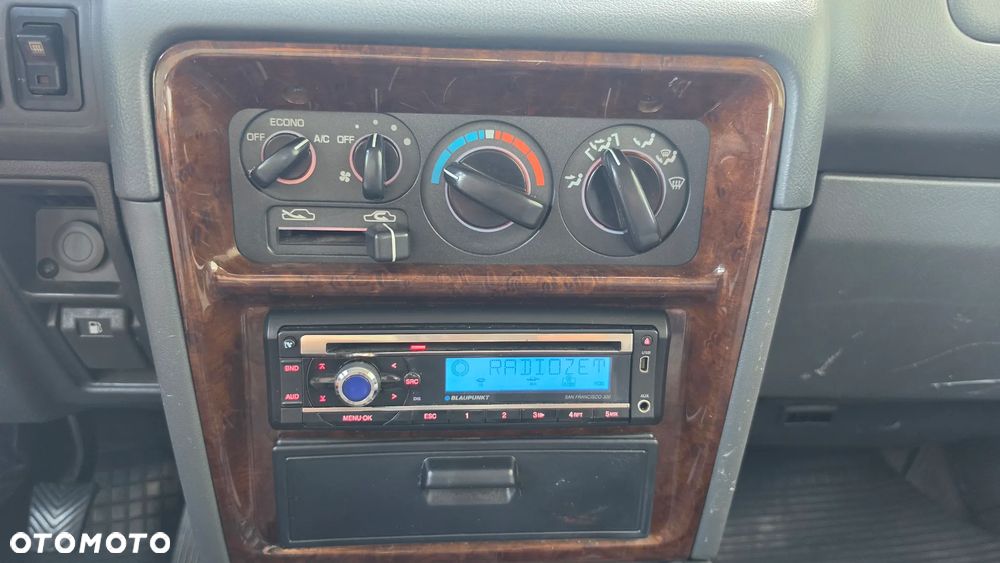 Mitsubishi Pajero - 15