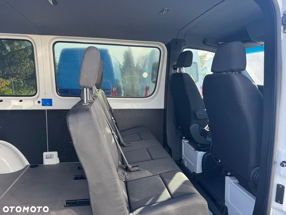 Mercedes-Benz Sprinter Standard BASE 907.233 - 3