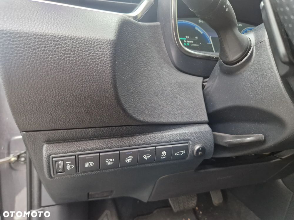 Toyota Corolla 2.0 Hybrid GR Sport Dynamic - 12
