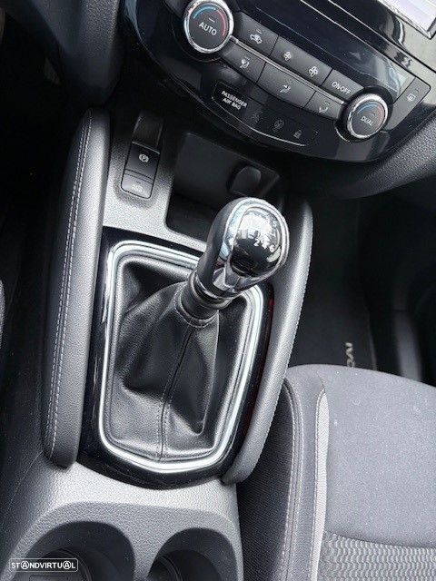 Nissan Qashqai 1.5 dCi N-Connecta Business - 50