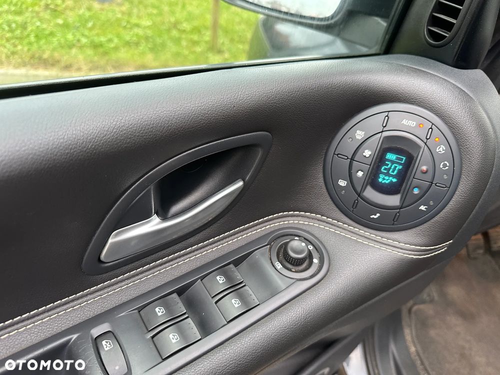 Renault Espace 2.0 dCi Authentique - 25