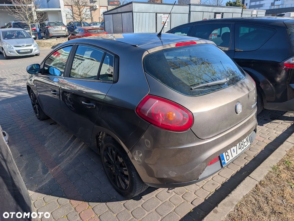 Fiat Bravo 1.4 16V Dynamic - 9