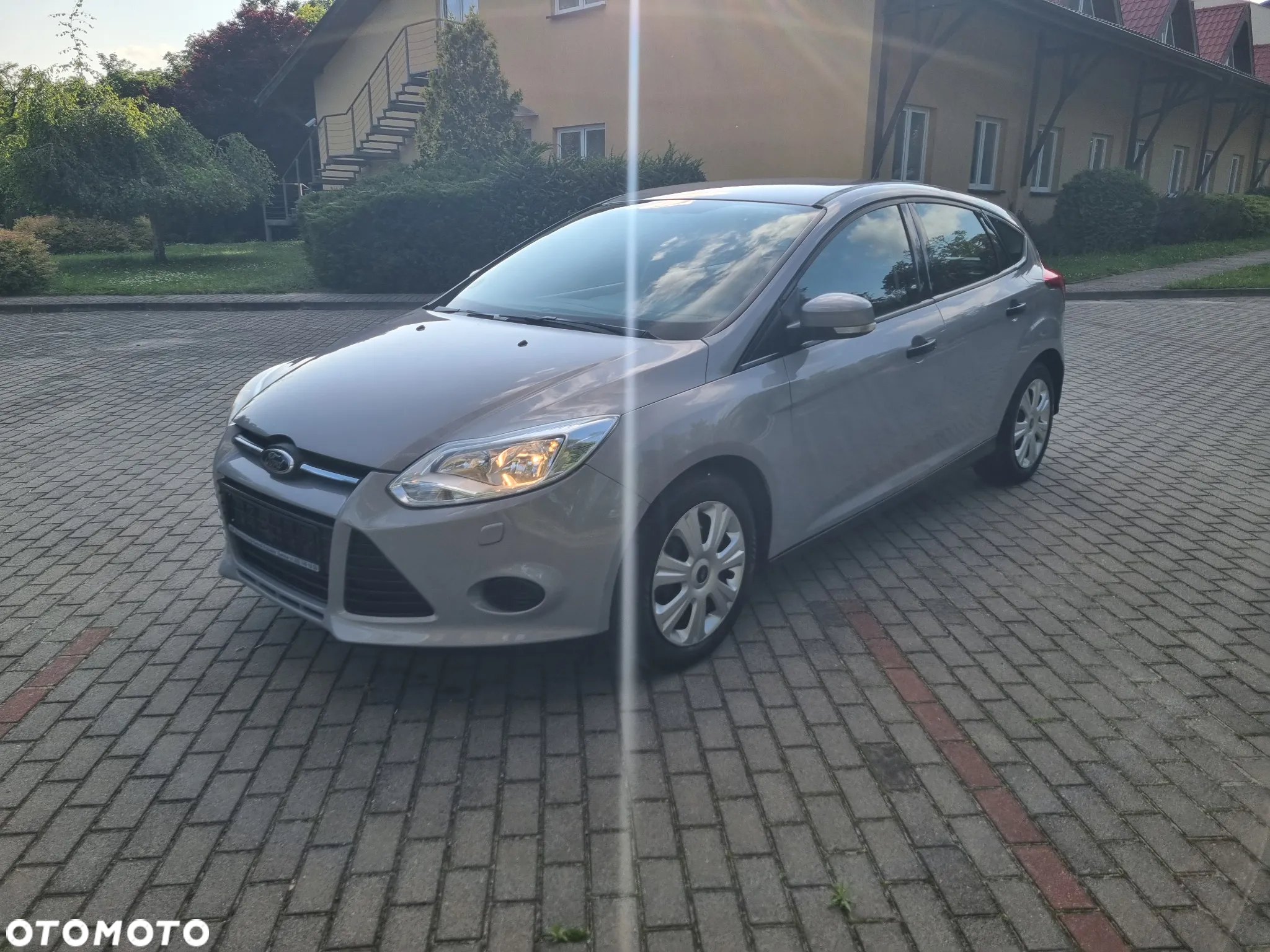 Ford Focus 1.6 Ambiente - 4
