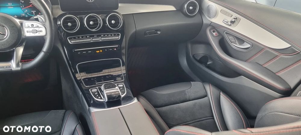 Mercedes-Benz Klasa C AMG 43 4Matic AMG TCT 9G - 17