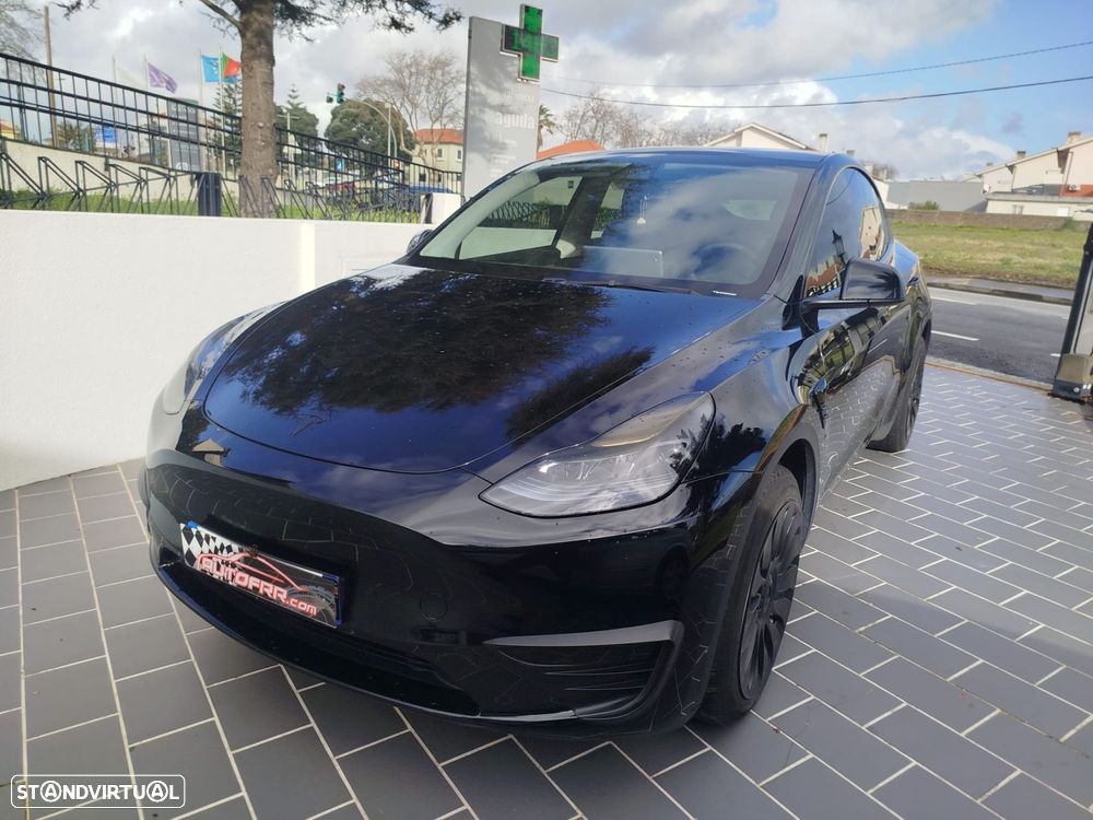 Tesla Model Y Tração Traseira Standard - 13