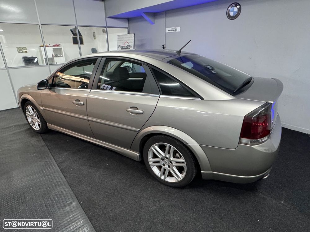 Opel Vectra GTS 2.2 DTi - 9
