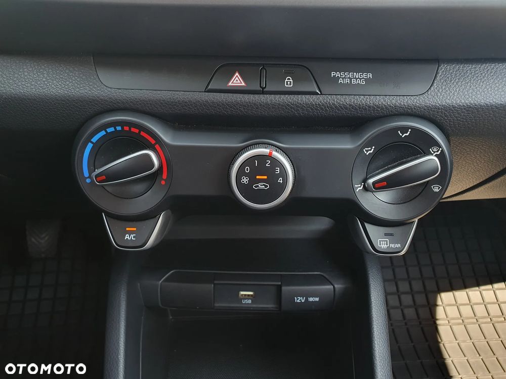 Kia Stonic 1.2 M - 37