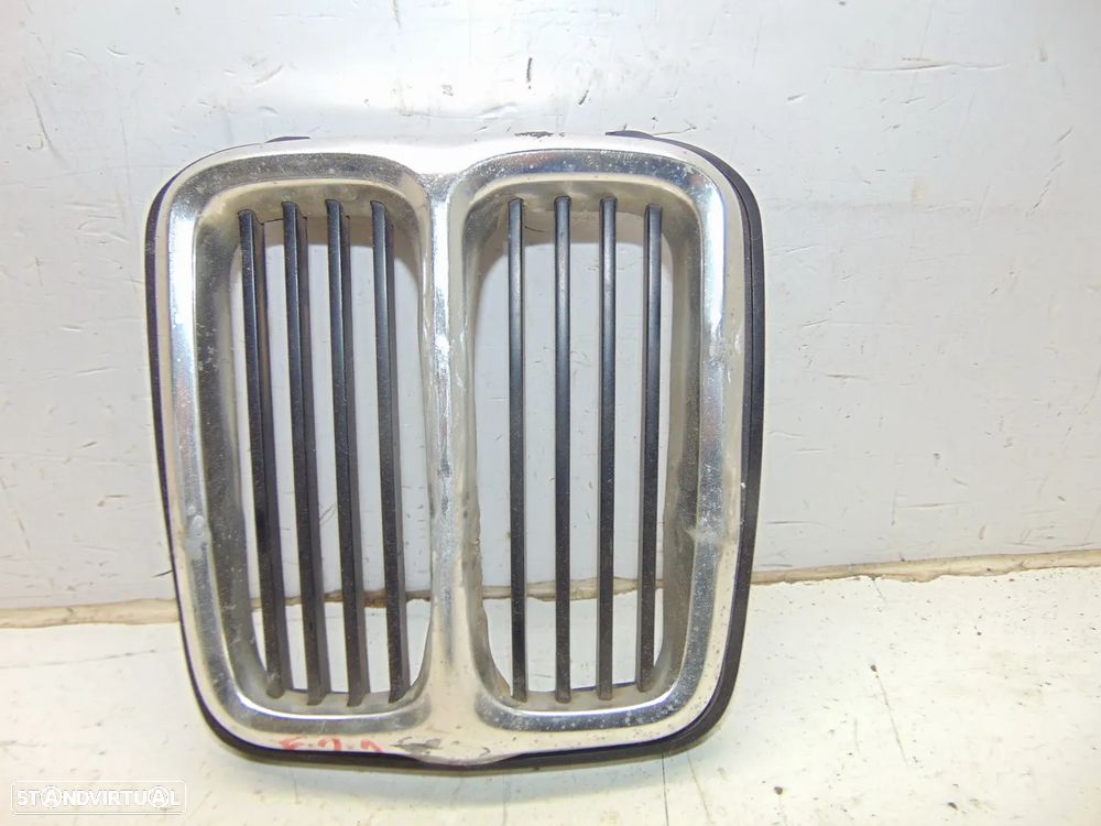 BMW E21 Rim central/Grelha - 9