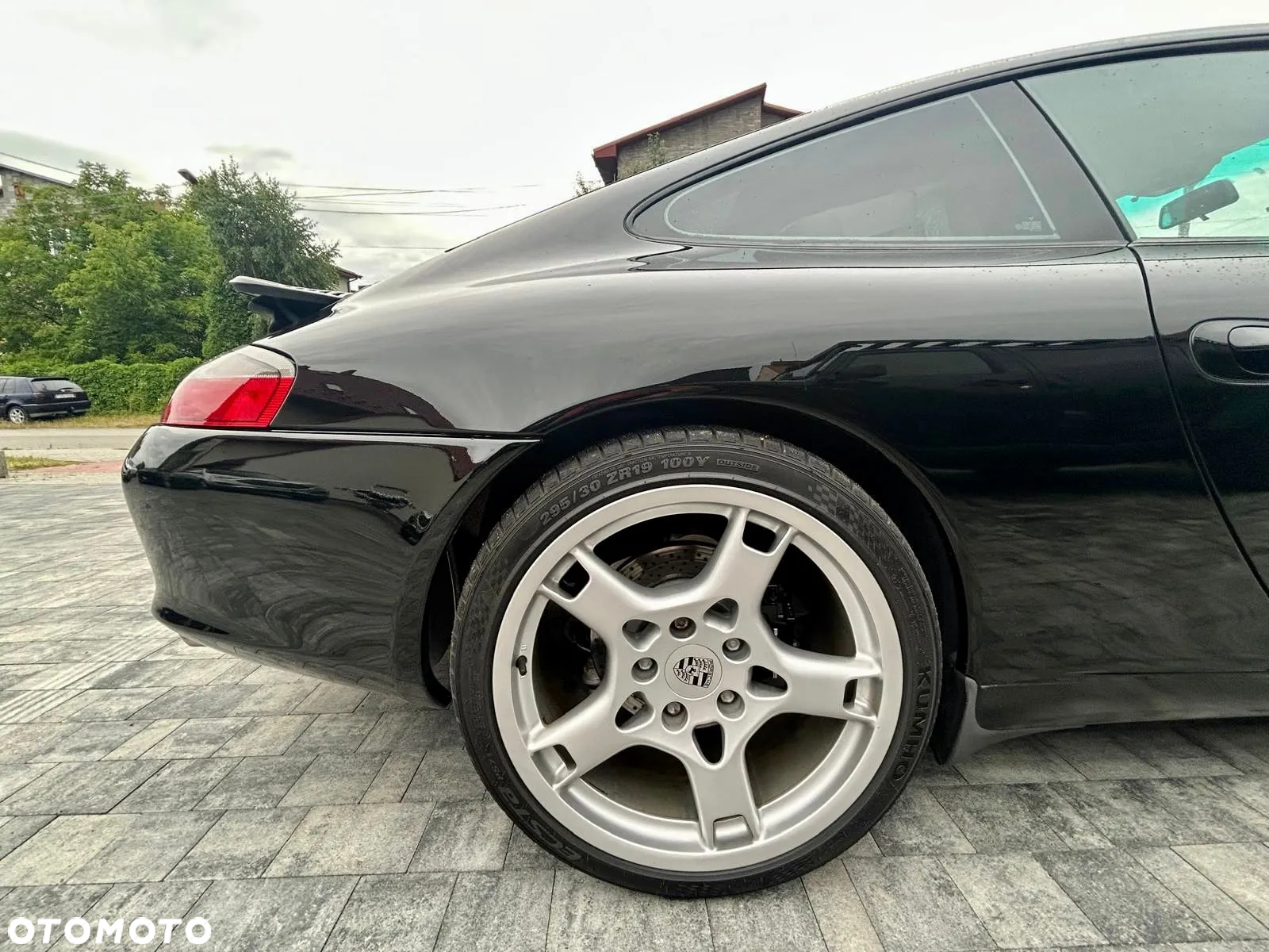 Porsche 911 Carrera - 25