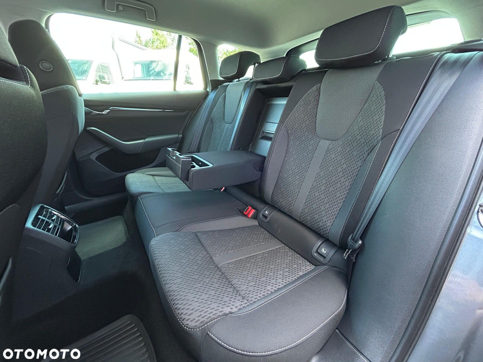 Skoda Octavia 1.5 TSI ACT Ambition - 17