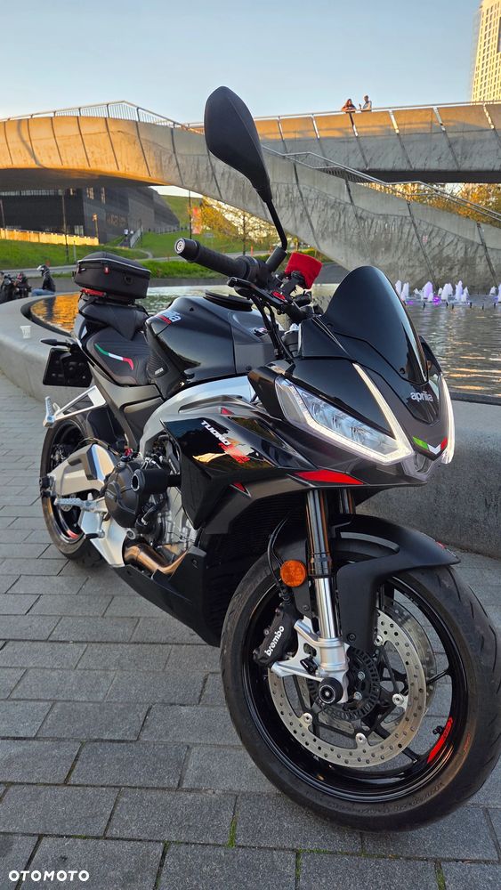 Aprilia Tuono - 4