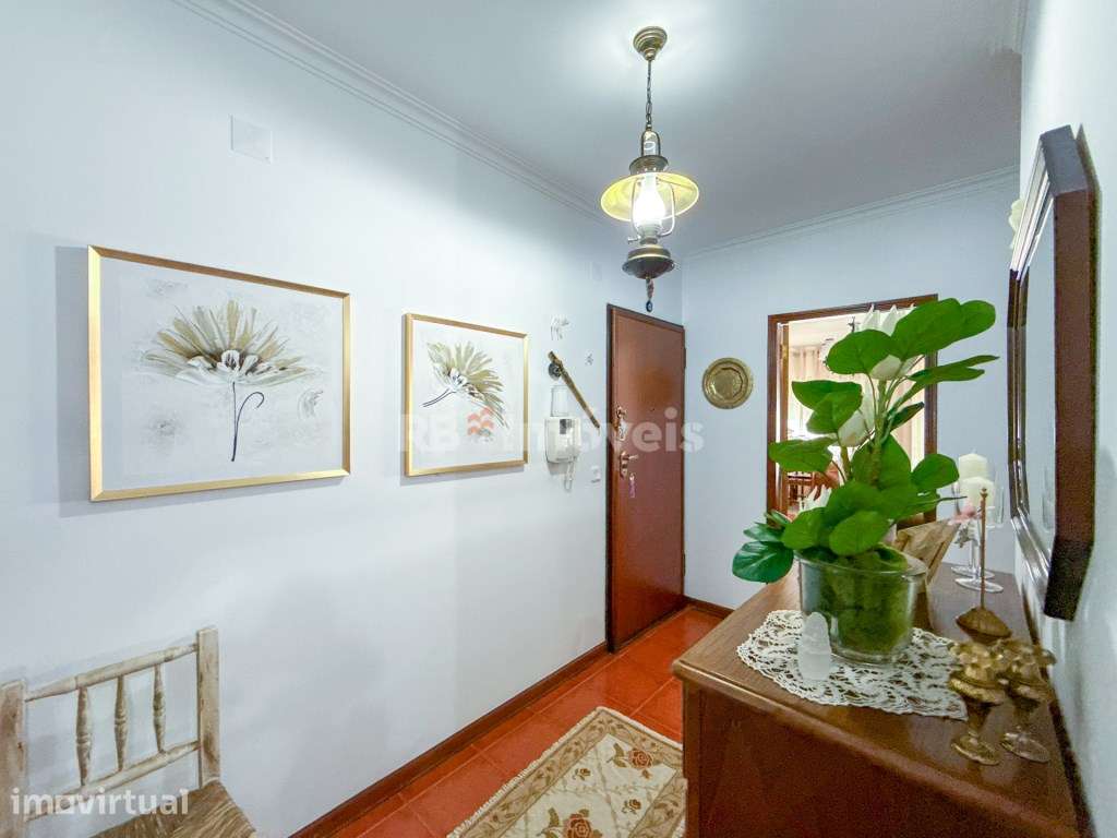 Apartamento T3 | Conforto, espaço e tranquilidade para viver - Grande imagem: 2/41