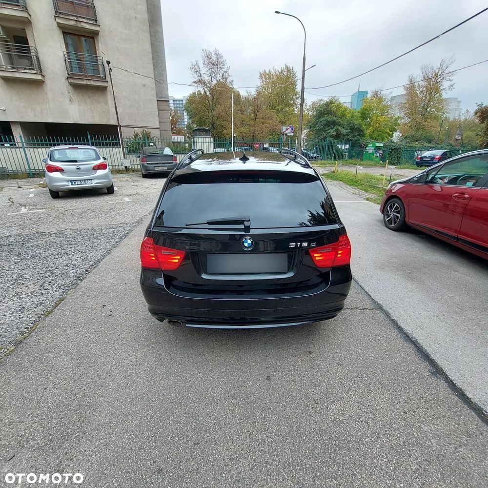 BMW 318D 2008 photo 4