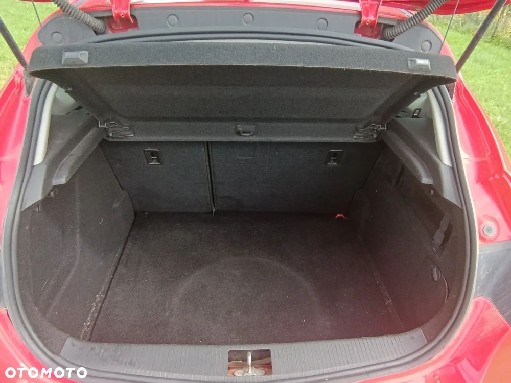 Opel Astra 1.4 - 9