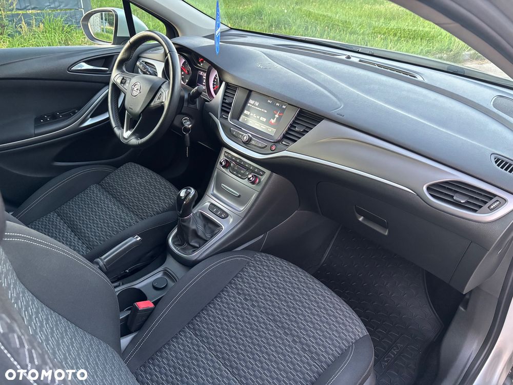 Opel Astra - 11
