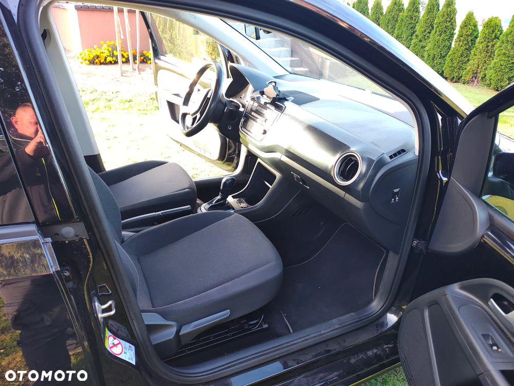 Volkswagen up! e-up - 14
