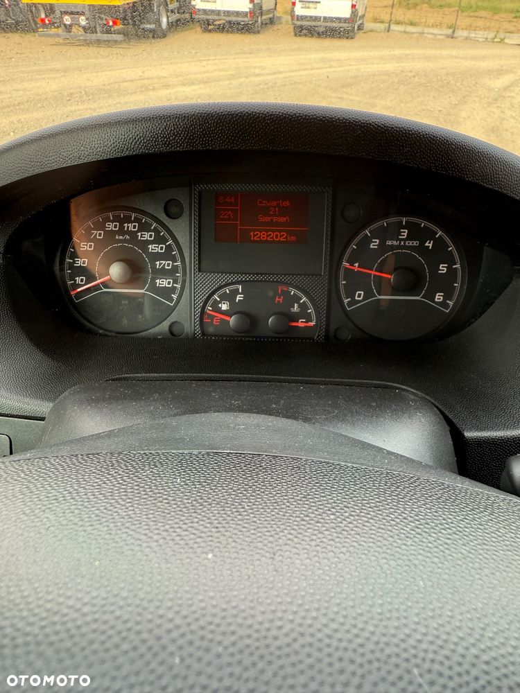 Citroën Jumper 2.2 HDI L2H2 średniak klima kamera Navi stan bdb - 11