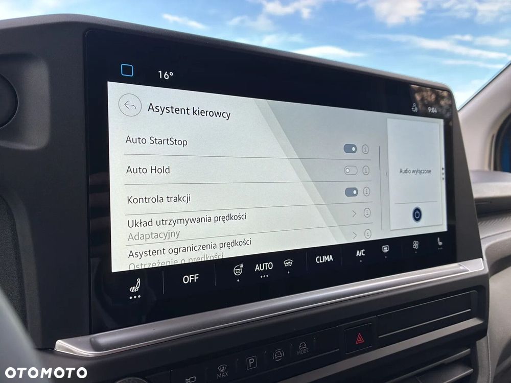 Volkswagen Transporter Kombi TDI L2H1 M1 - 21