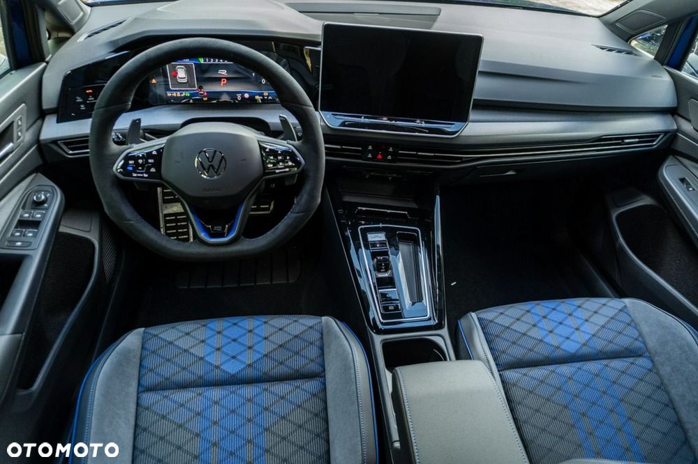 Volkswagen Golf - 19