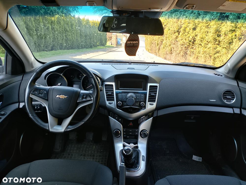 Chevrolet Cruze 2.0 VDCi LS - 10