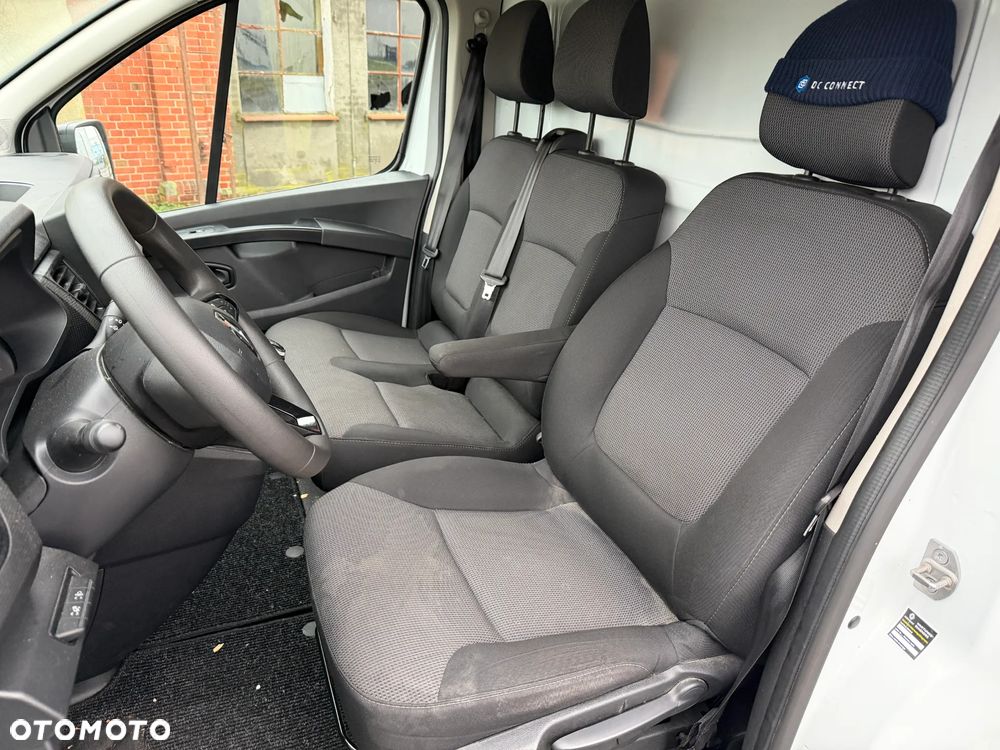 Renault TRAFIC - 13